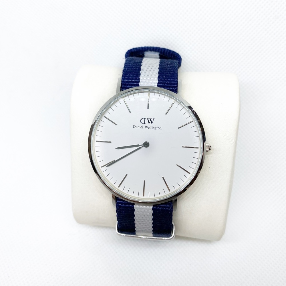 Daniel Wellington Classic Glasgow - Navy 40mm